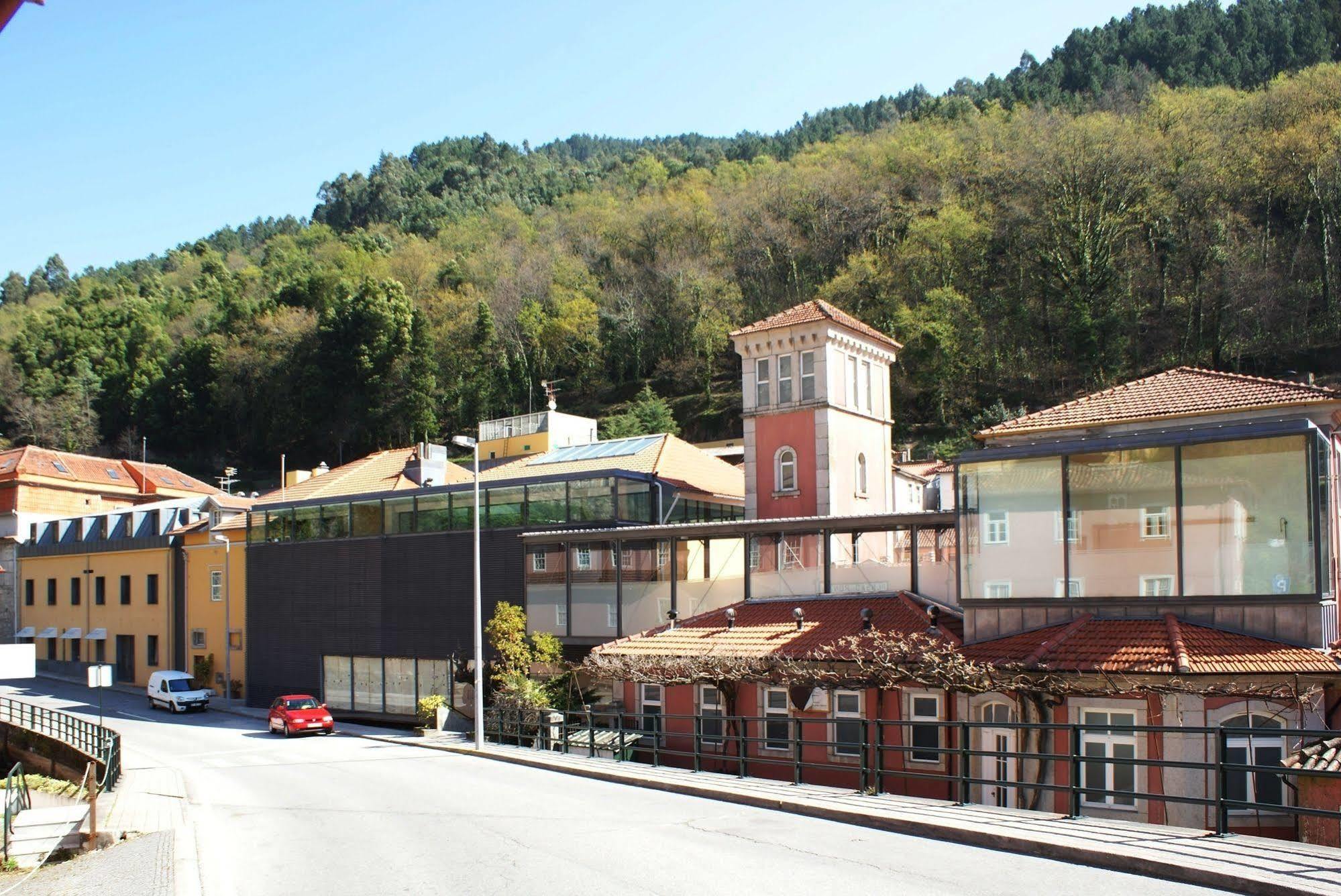 Hotel Apartamentos Geres Ribeiro Exteriör bild