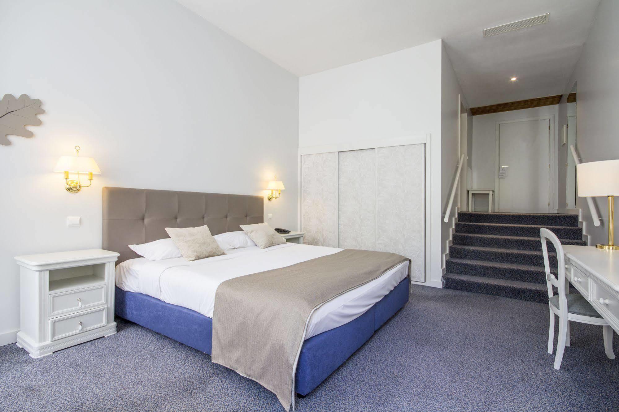 Hotel Apartamentos Geres Ribeiro Exteriör bild