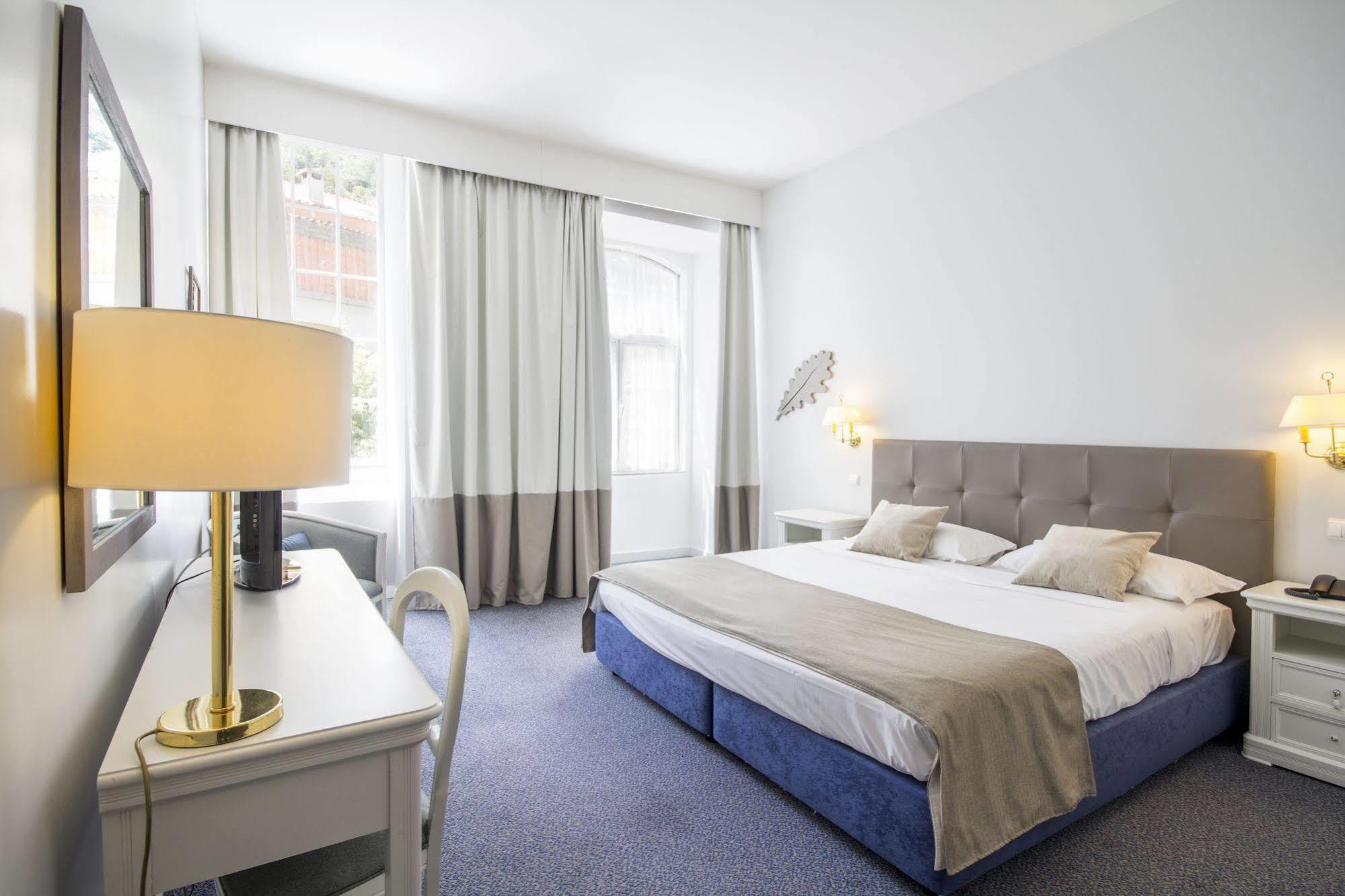 Hotel Apartamentos Geres Ribeiro Exteriör bild