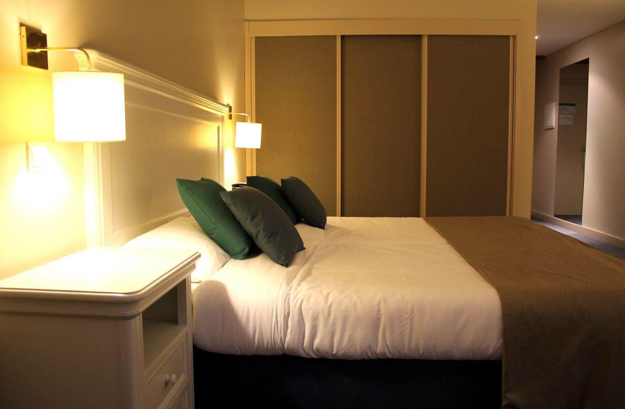 Hotel Apartamentos Geres Ribeiro Exteriör bild